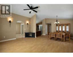 #10 1231 10 Street Sw, Salmon Arm, BC V1E0A5 Photo 23