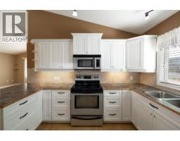 #10 1231 10 Street Sw, Salmon Arm, BC V1E0A5 Photo 25