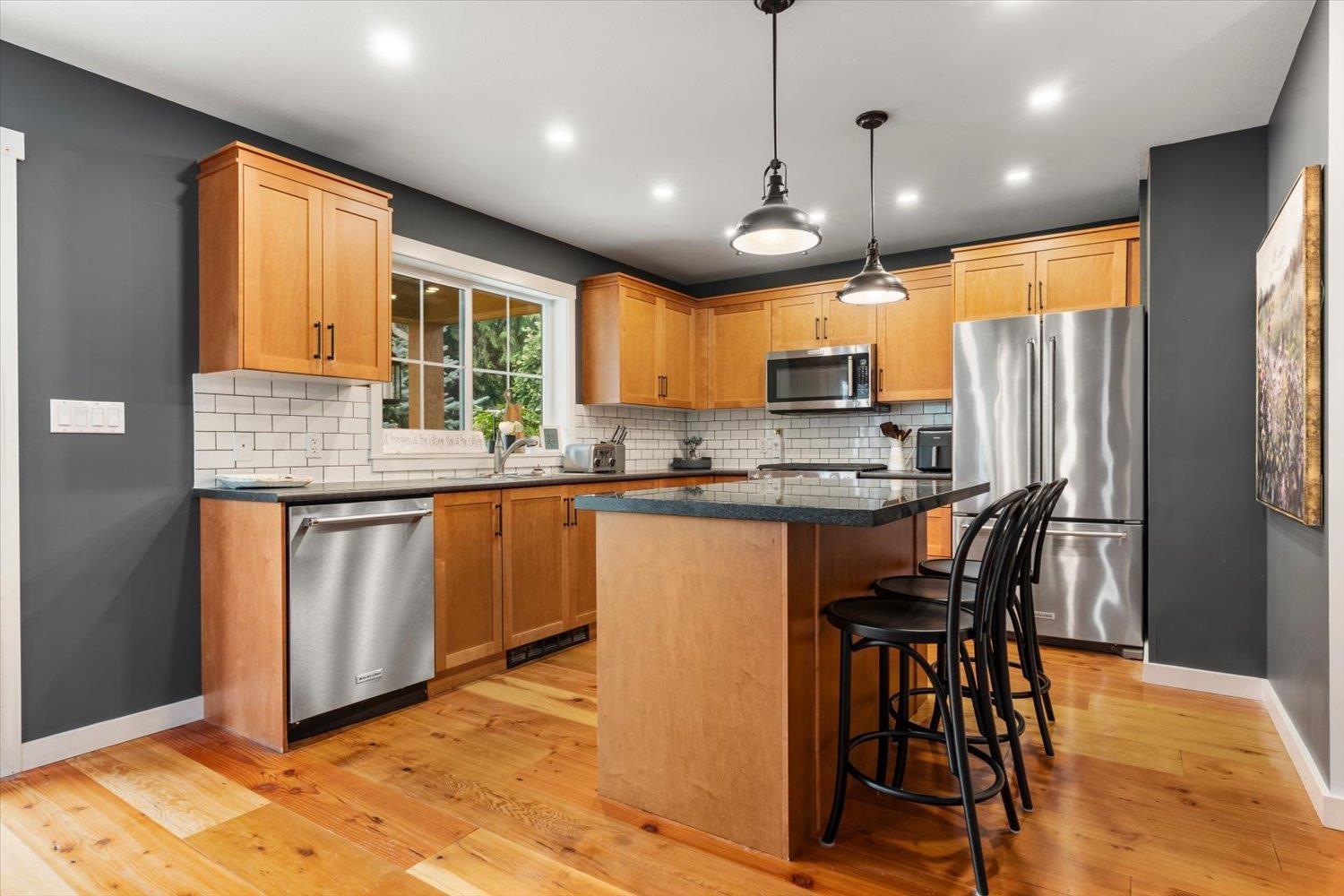 1811 WOOD DUCK WAY, Cultus Lake South, Lindell Beach