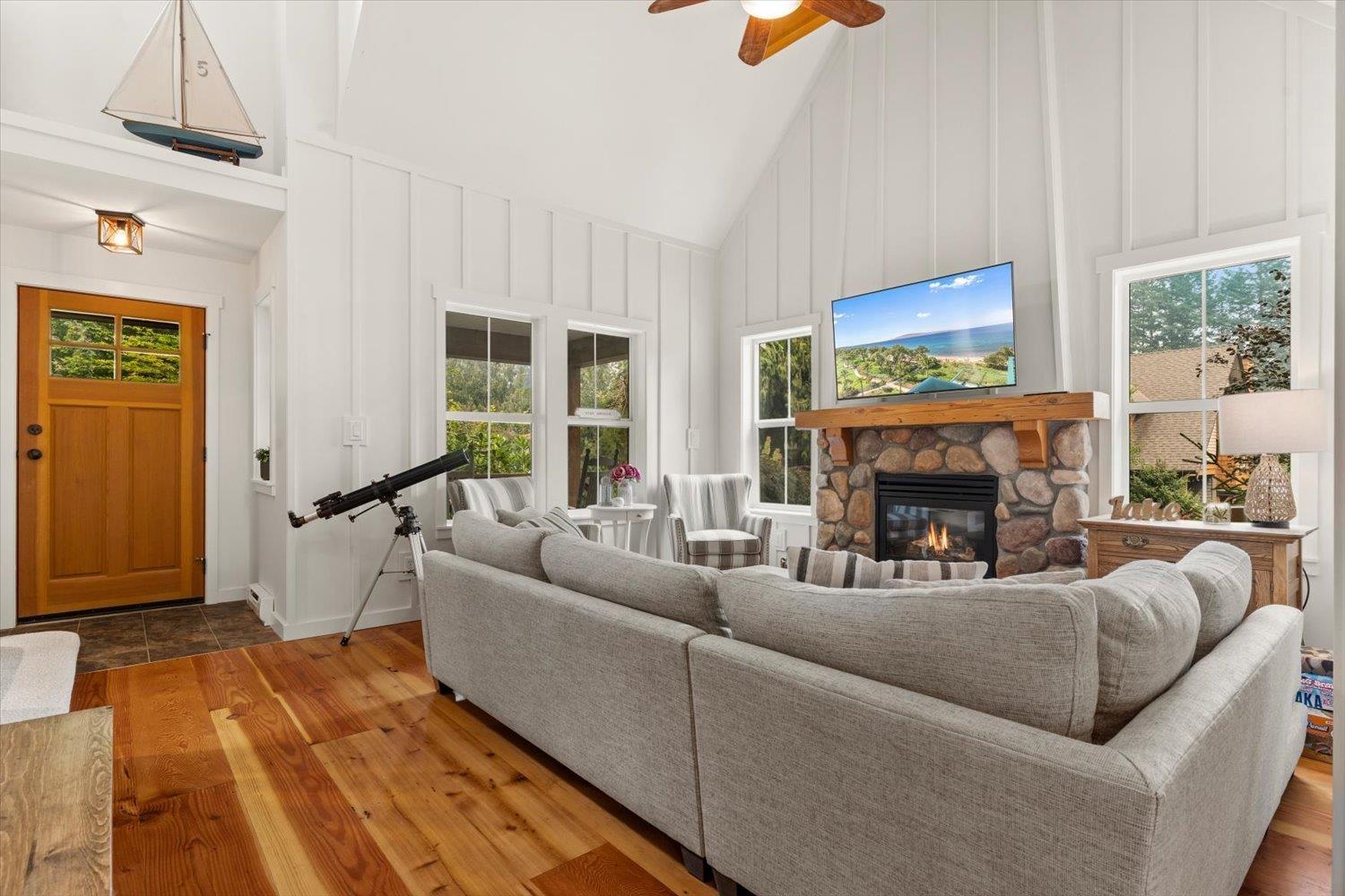 1811 WOOD DUCK WAY, Cultus Lake South, Lindell Beach