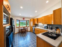 Recreation room - 4151 Pth 30 Highway, Altona, MB R0G0B0 Photo 14