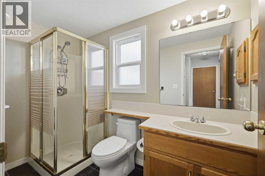 Listing photo – 73 Duncan Crescent, Red Deer
