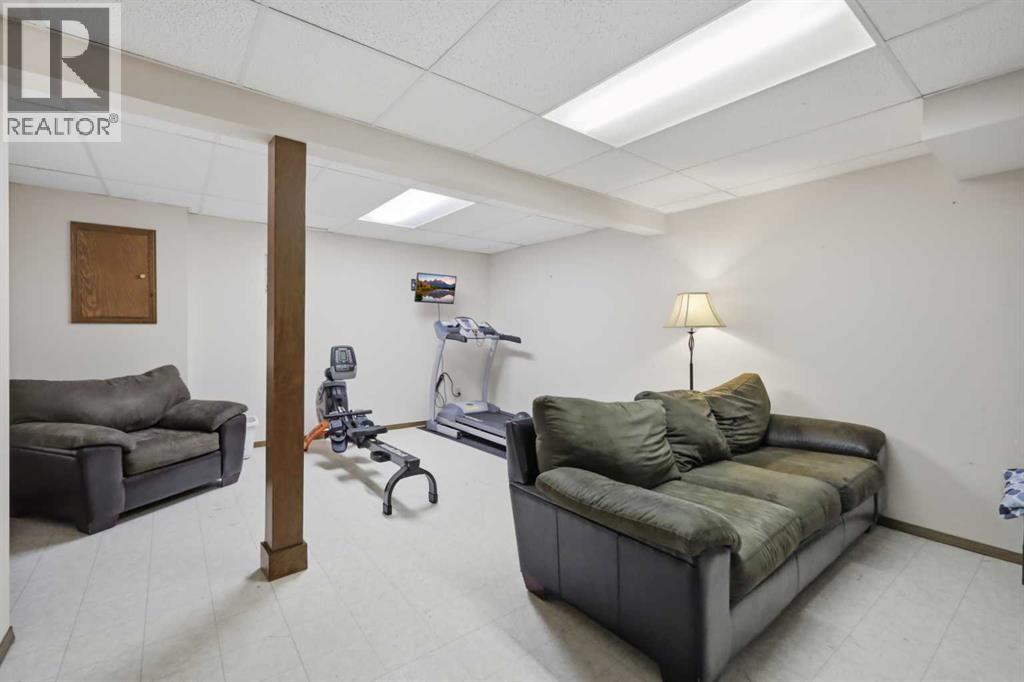 Listing photo – 73 Duncan Crescent, Red Deer