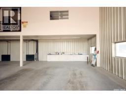 48 39 Highway, Estevan, SK S4A2A5 Photo 47