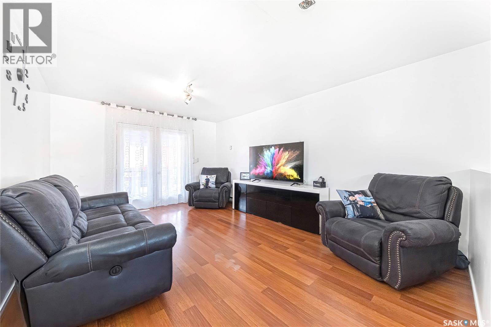 316 3rd AVENUE - Image 8