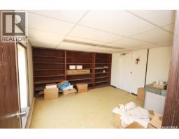 48 39 Highway, Estevan, SK S4A2A5 Photo 46