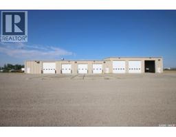 48 39 Highway, Estevan, SK S4A2A5 Photo 8