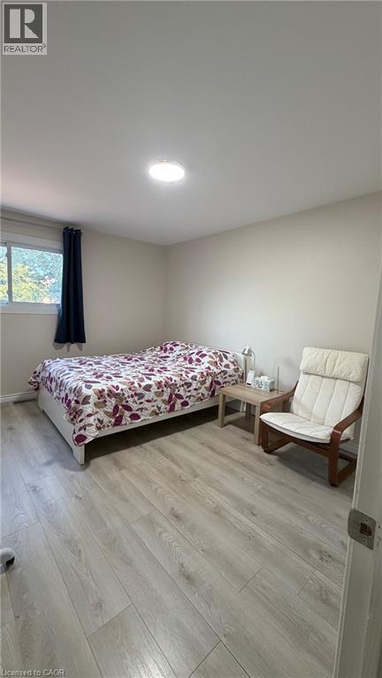 3 bedroom Single Family interior view, 18- 590 MILLBANK Drive, London, Ontario