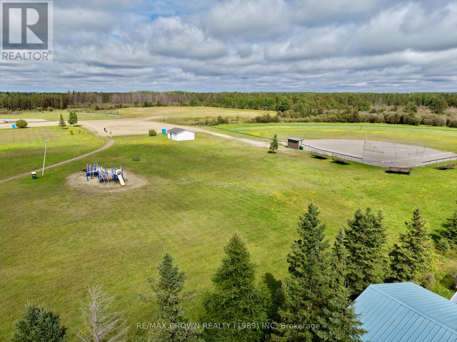 420 BRISSON BOULEVARD - 43