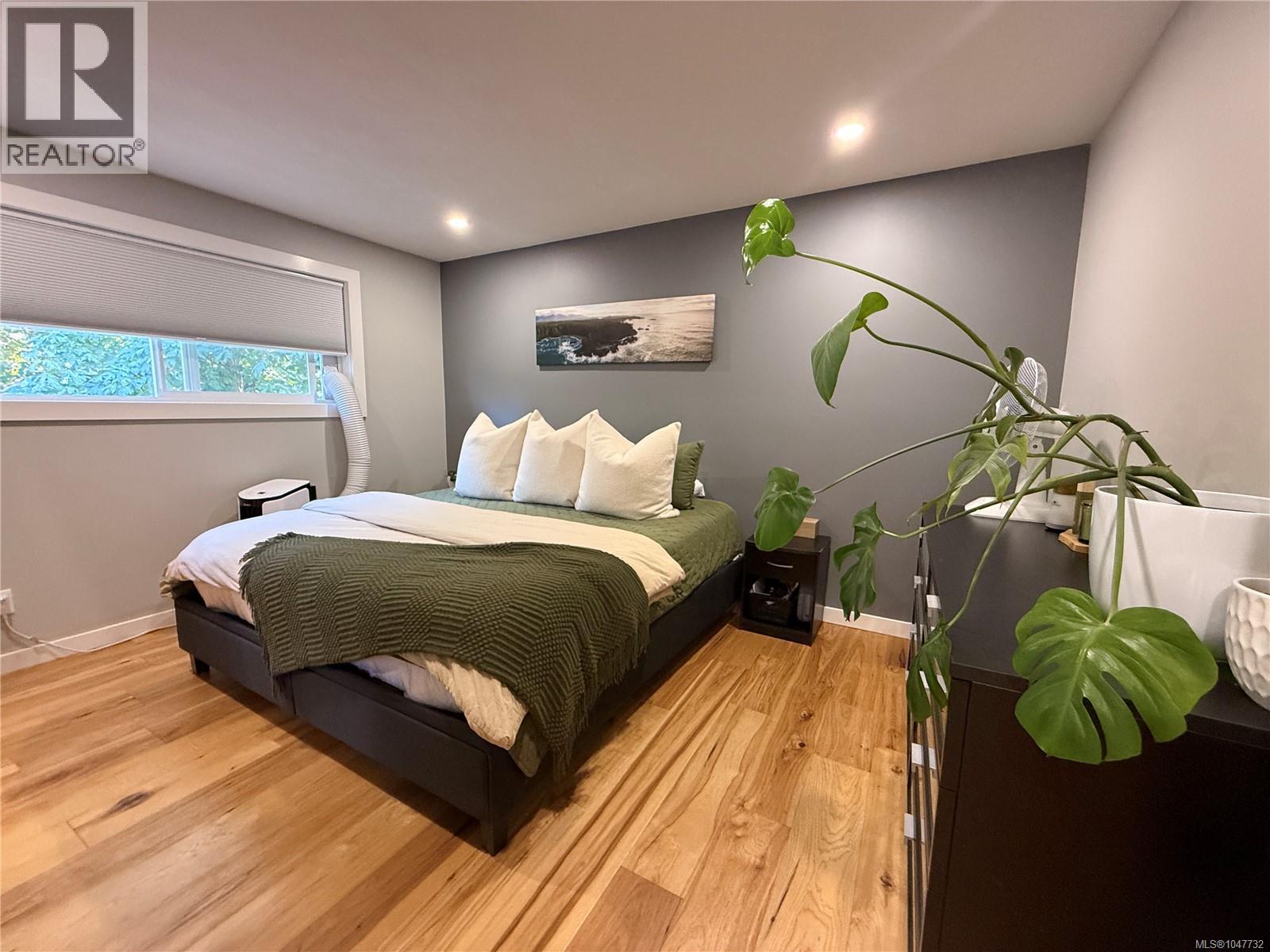 631 Warden Cds, Campbell River