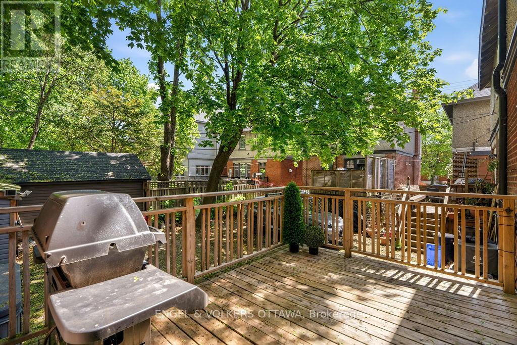 475 KENT STREET - Image 36