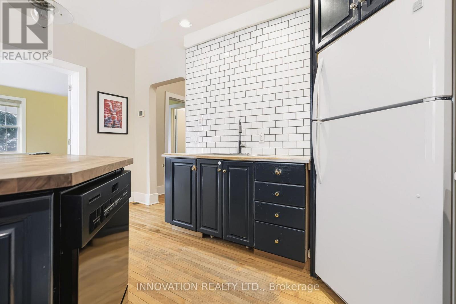 262 BELL STREET - Image 12