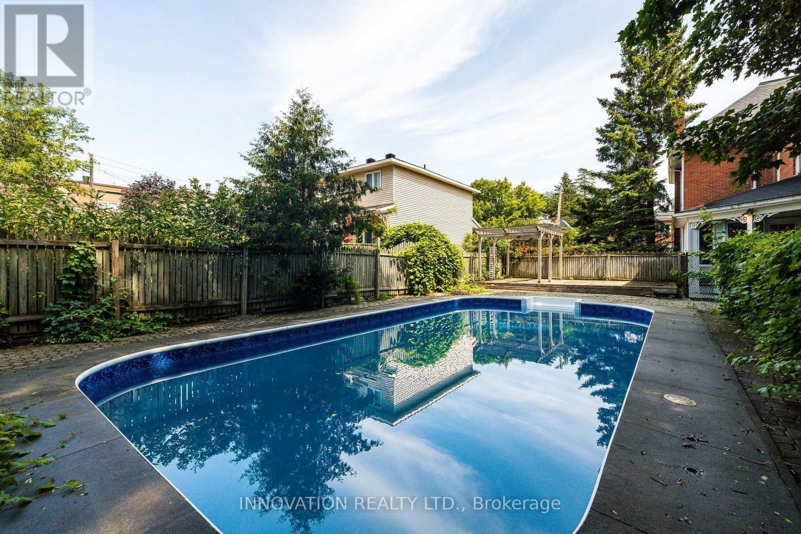 262 BELL STREET - Image 27