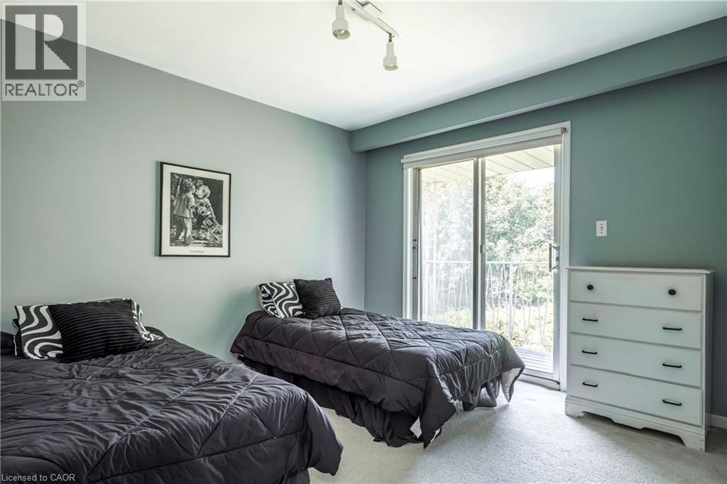 14 WOODSIDE Drive - 17