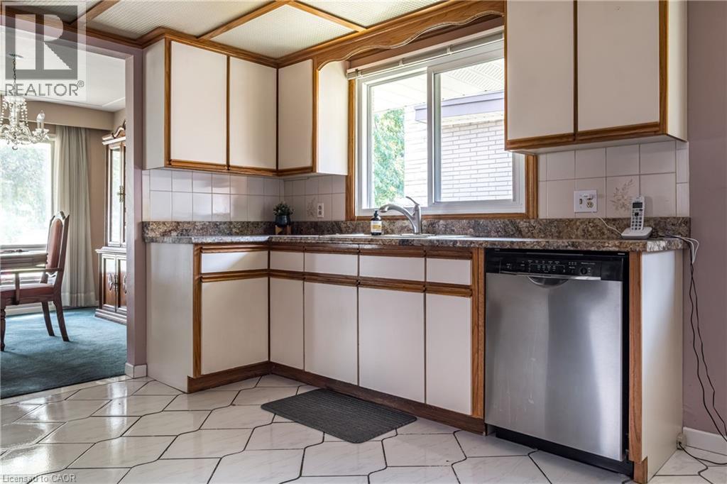 14 WOODSIDE Drive - 13