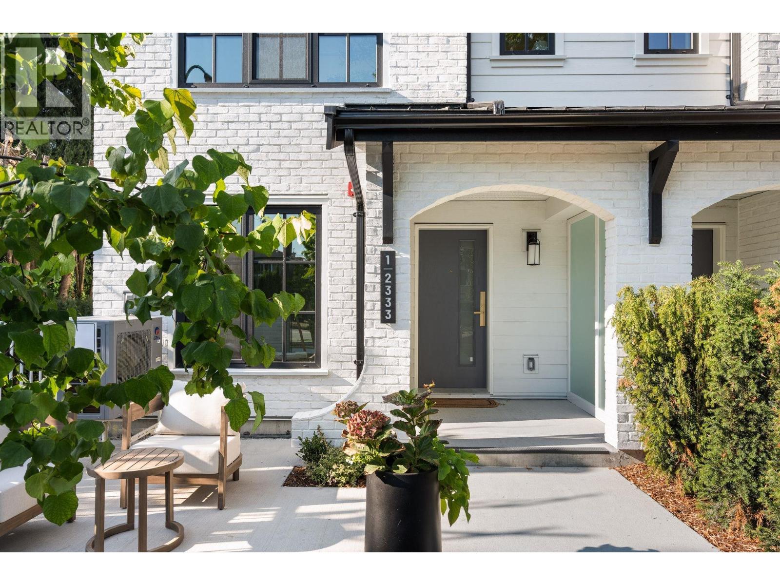 SL 1 2333 E 54TH AVENUE