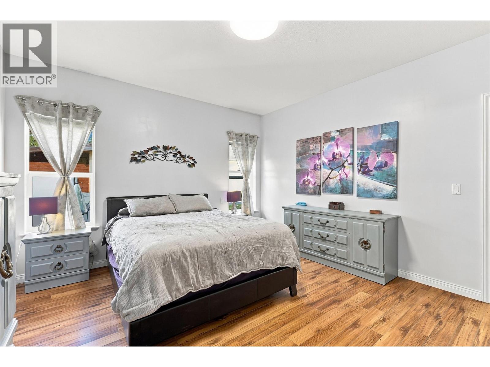 2955 Kicking Horse Drive - 23