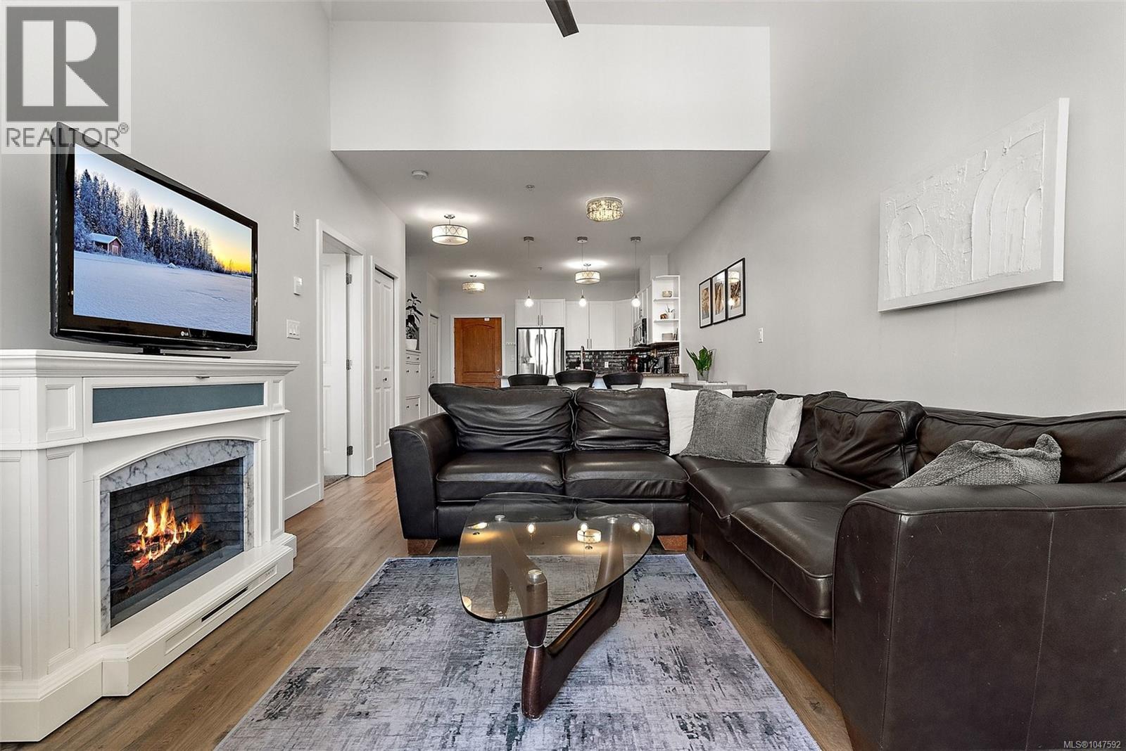 #407 866 Brock Ave - 2