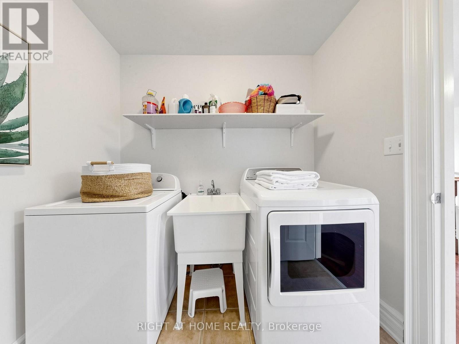 89 GREENWOOD ROAD - Image 33