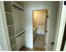 206 19935 75a Avenue, Langley, BC V2Y4L6 Photo 8