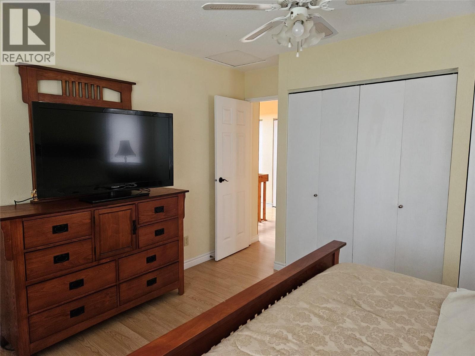 145 MOSTYN Road - 12