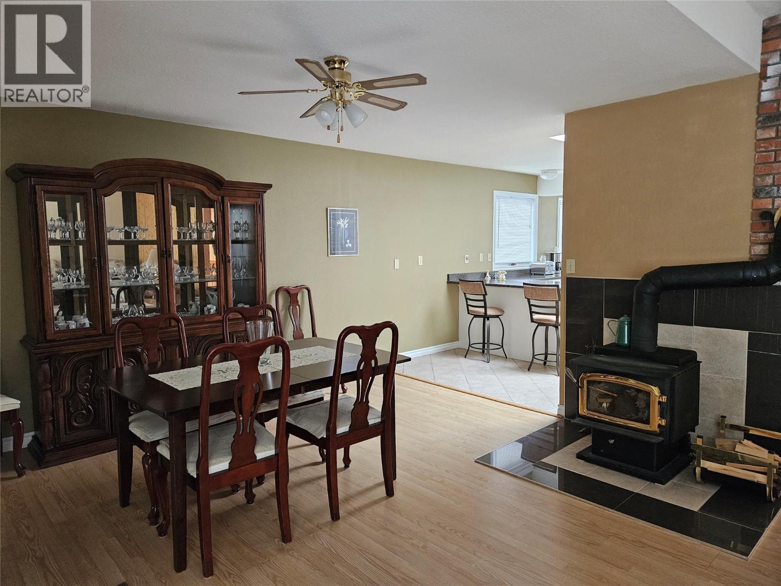 145 MOSTYN Road - Image 8