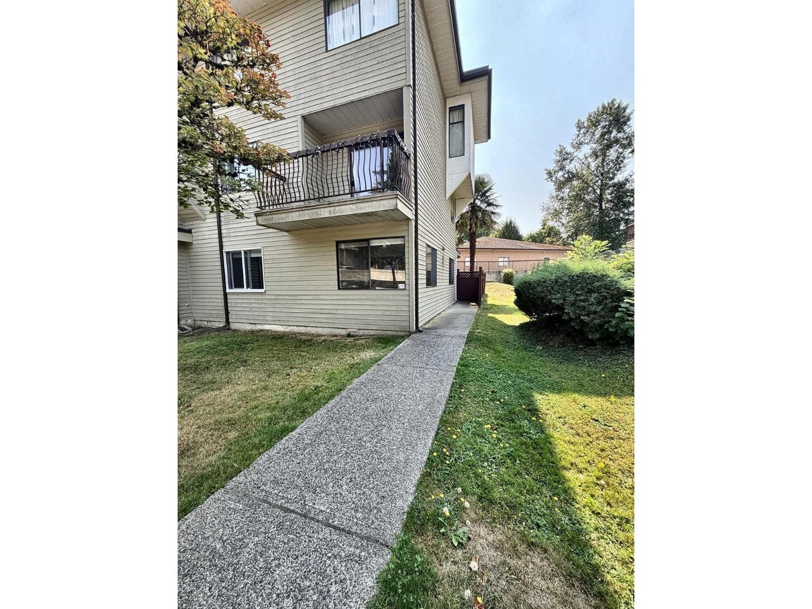 101 7131 133A STREET, Surrey