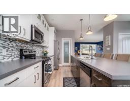 Bedroom - 1024 Hochelaga Street W, Moose Jaw, SK S6H2H9 Photo 8