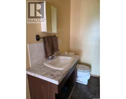 Family room - Little Six Acreage, Auvergne Rm No  76, SK S0N1Z0 Photo 13