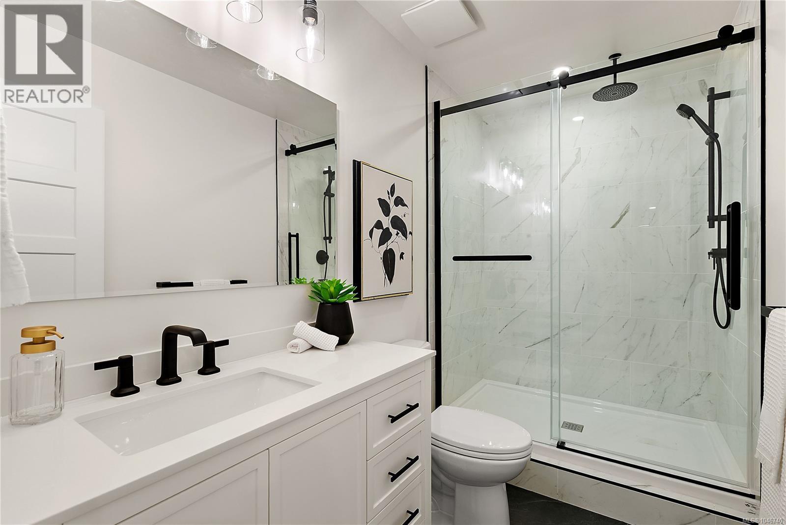 657 Cromarty Ave - 40