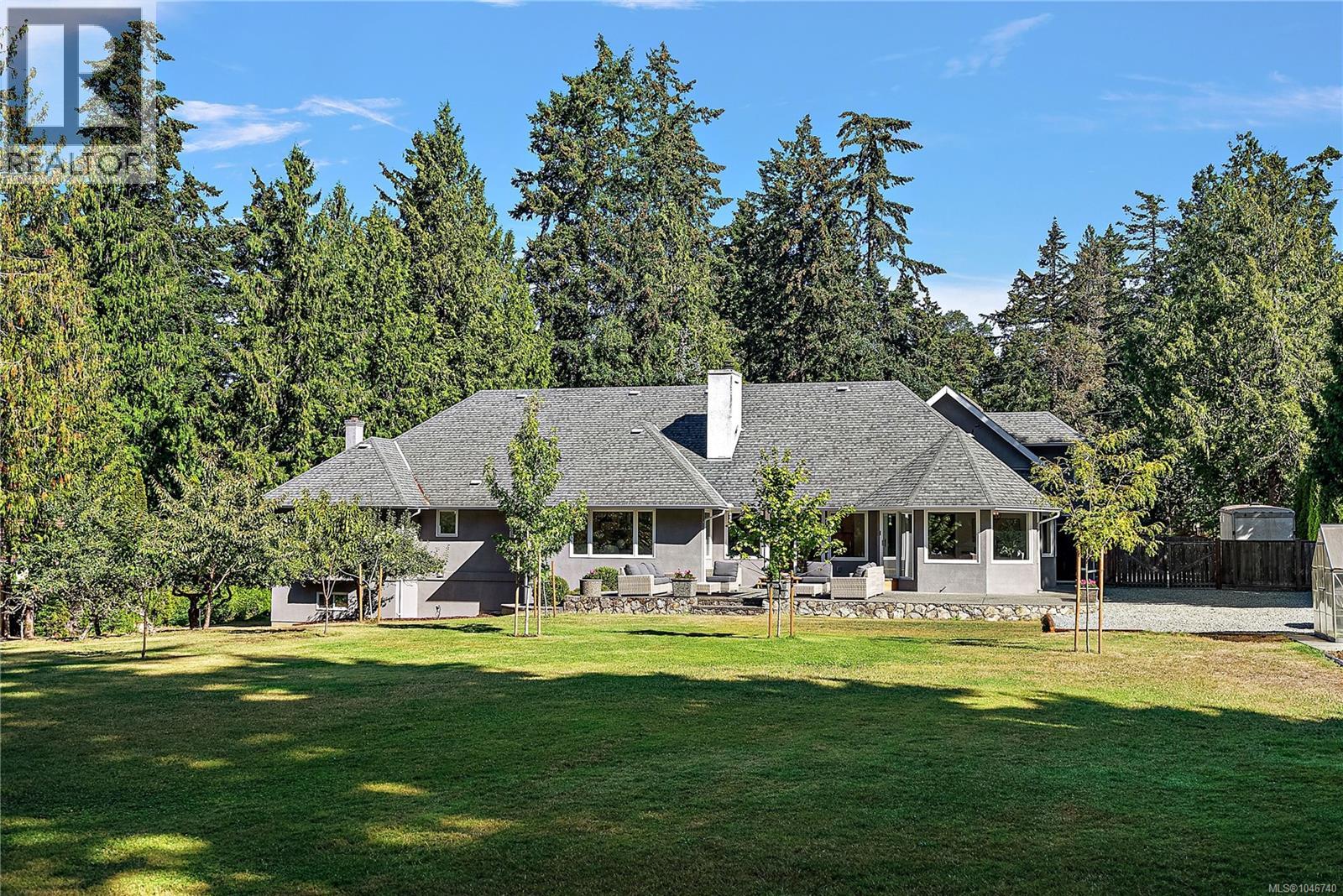 657 Cromarty Ave - 65
