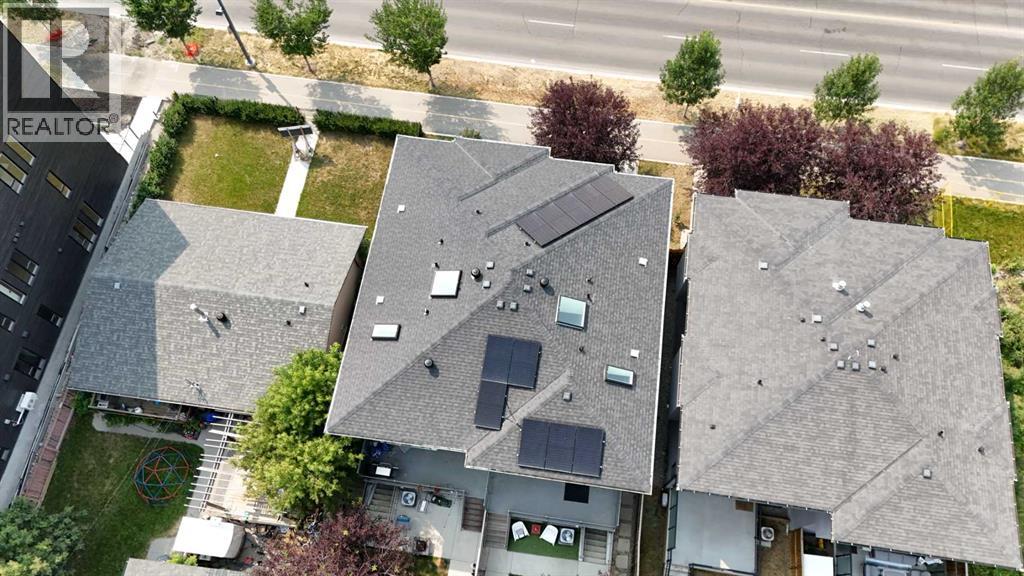2020 37 Street SW - Image 5