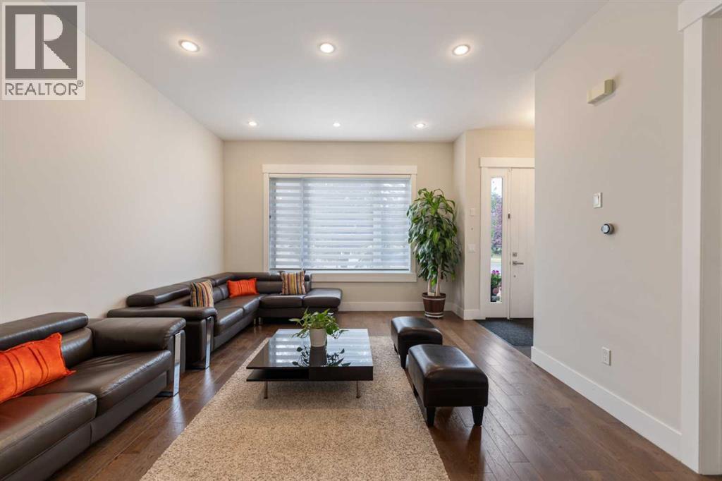 2020 37 Street SW - Image 11
