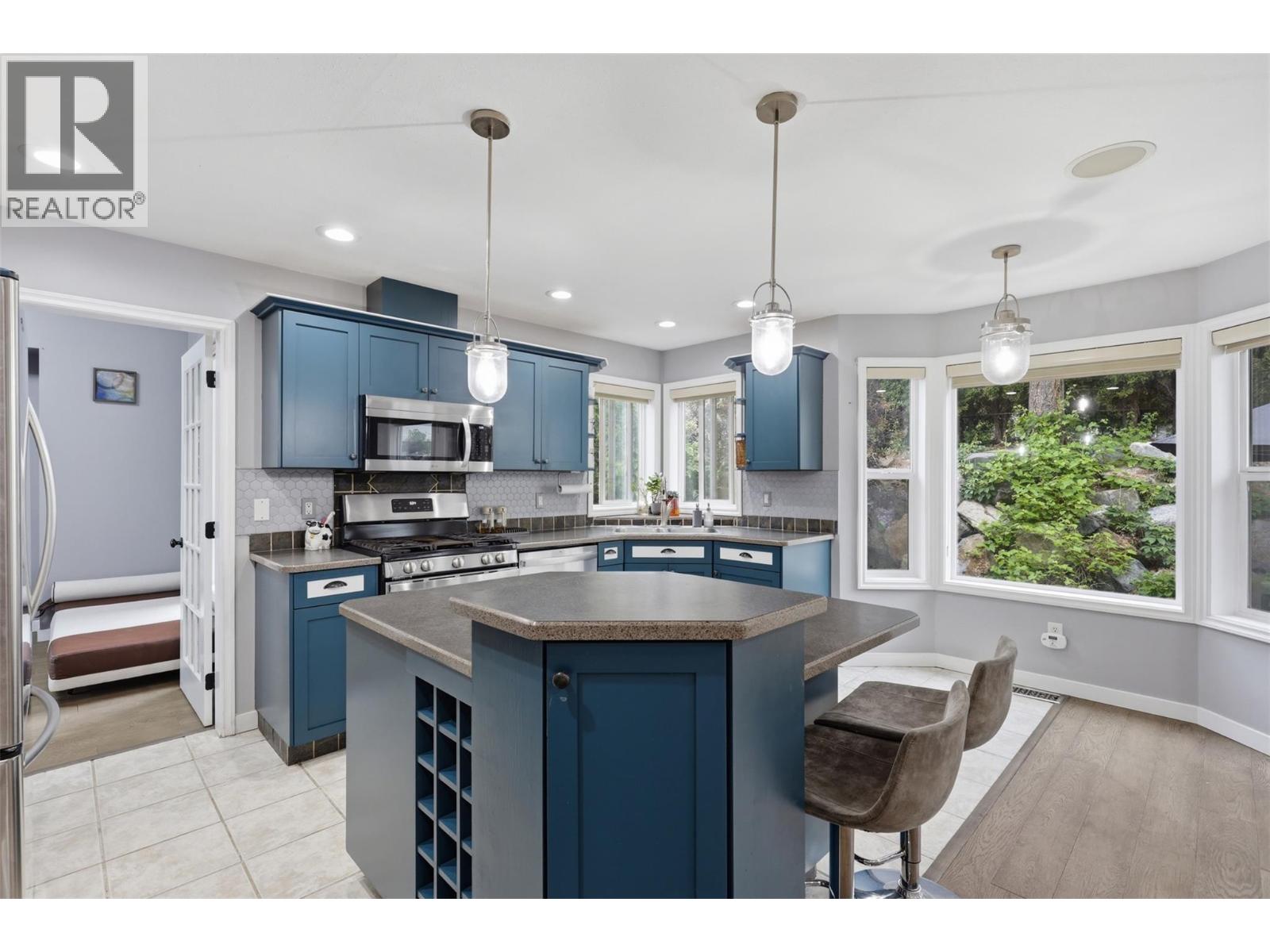 444 Azure Place, Kamloops
