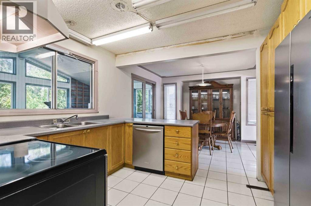 25 Crescent Heights, Fort McMurray