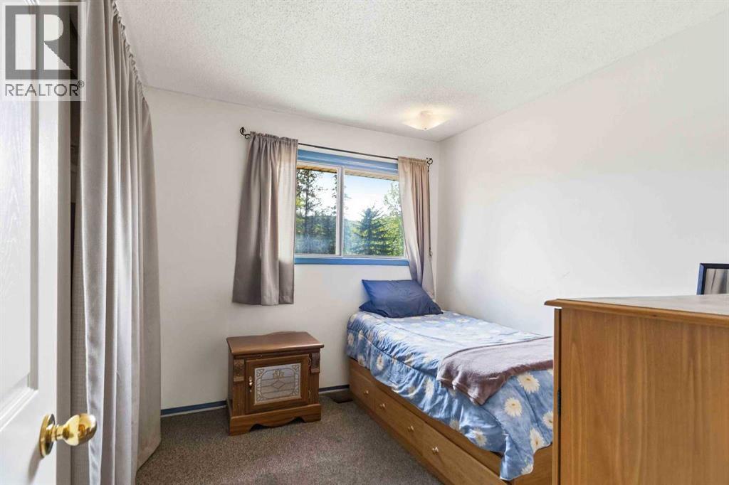 25 Crescent Heights, Fort McMurray