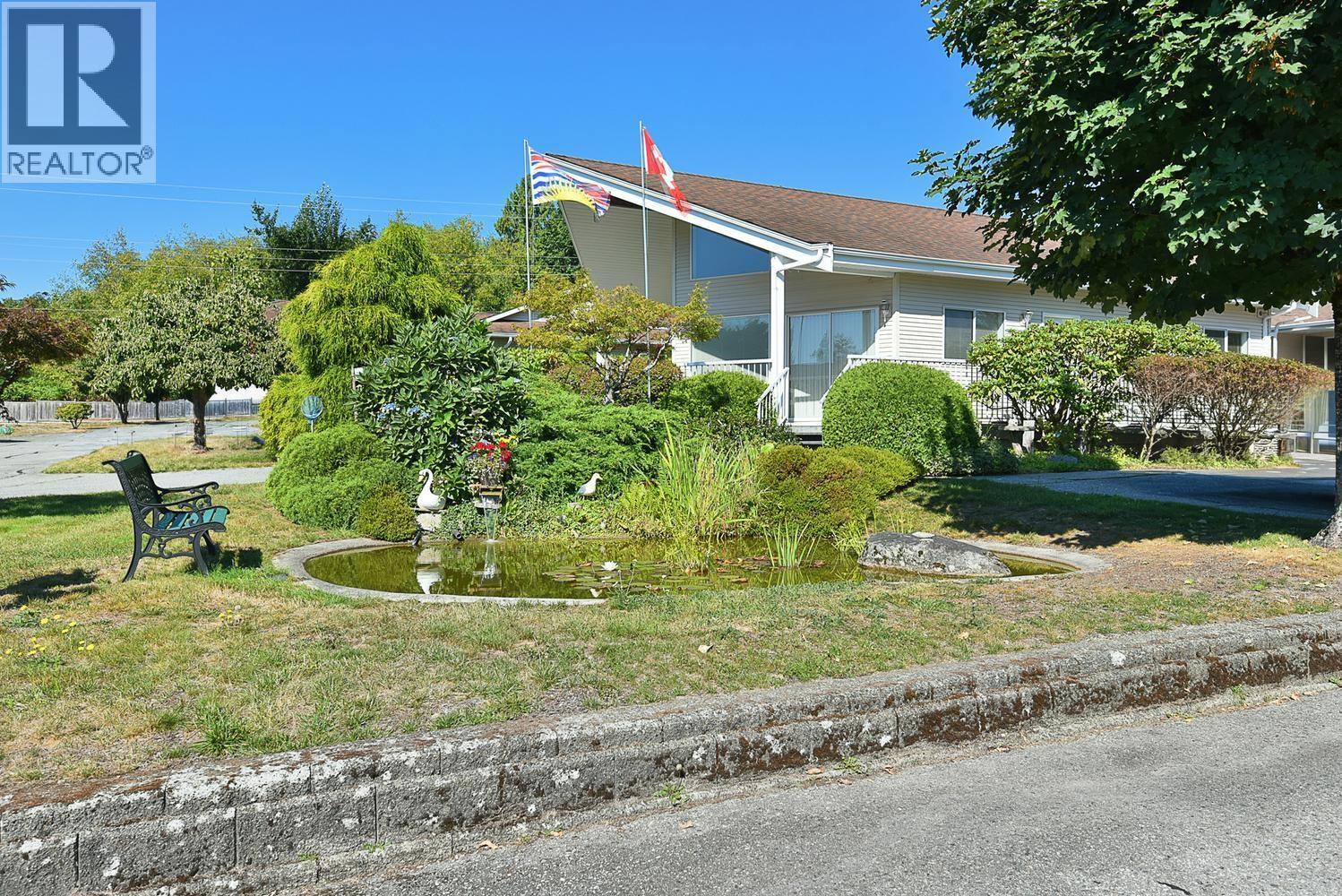 15 820 KIWANIS WAY, Gibsons