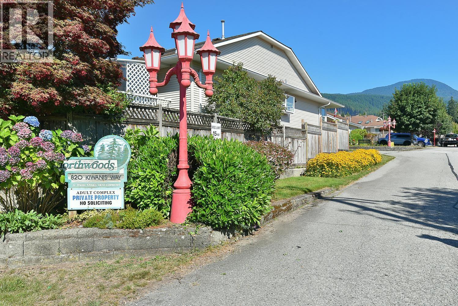 15 820 KIWANIS WAY, Gibsons