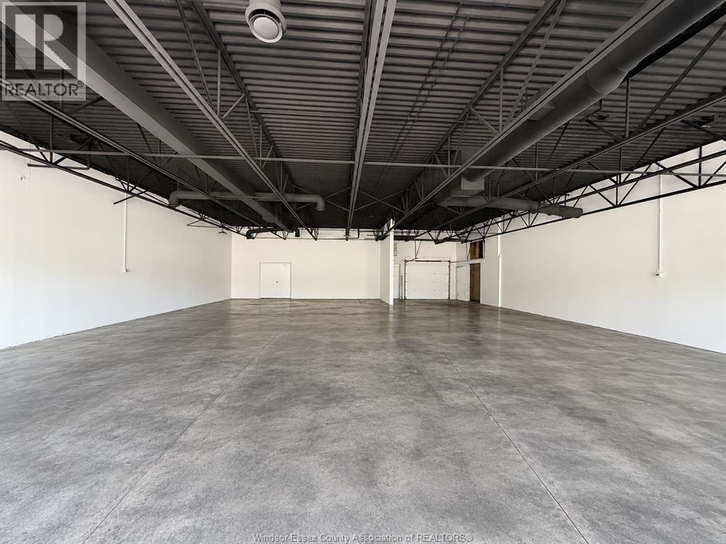 #A 2451 Tecumseh Road West, Windsor, Ontario, N9B3R6, Windsor, Ontario — photo 4 of 5