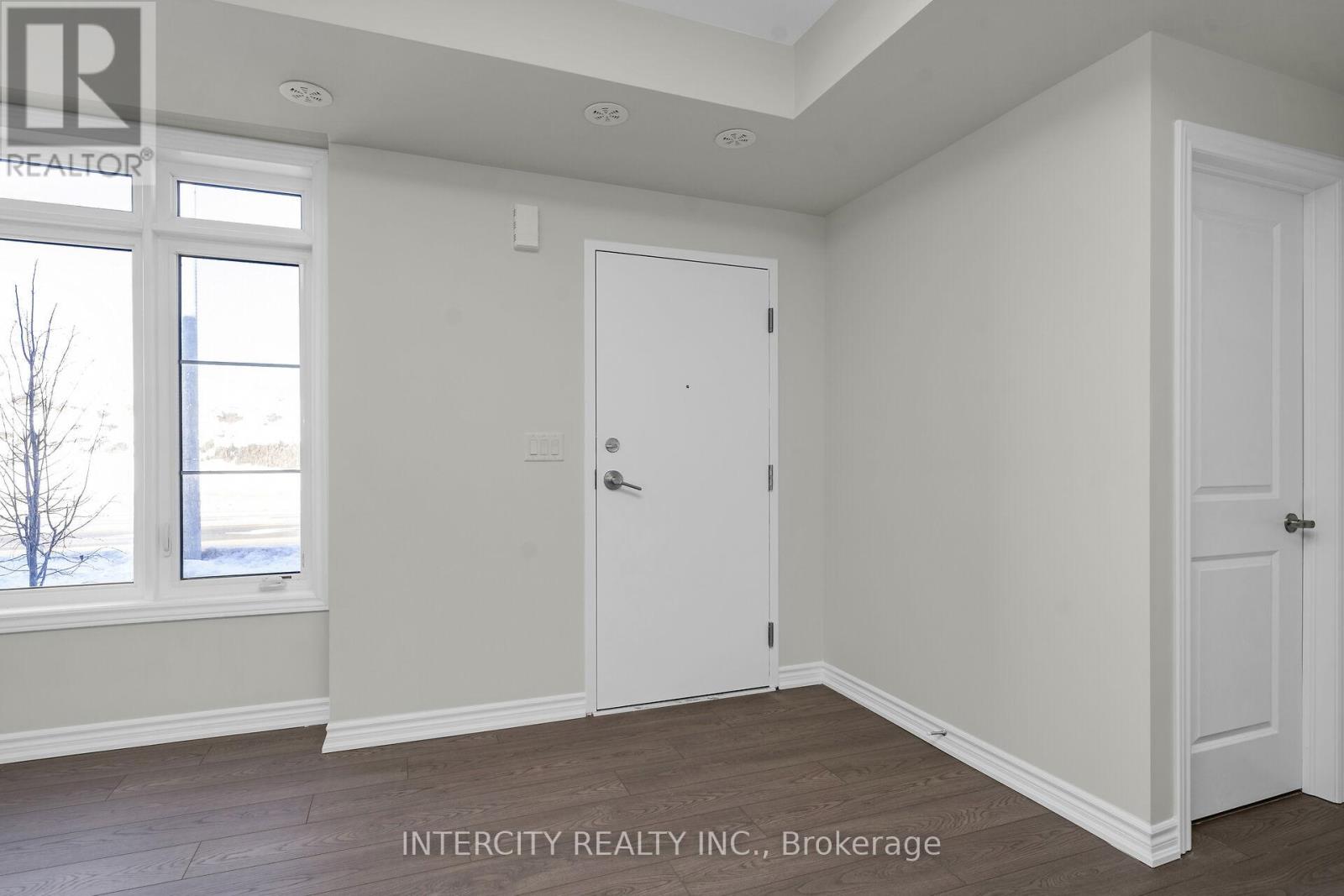 #31F 471 TIM MANLEY AVENUE - 4