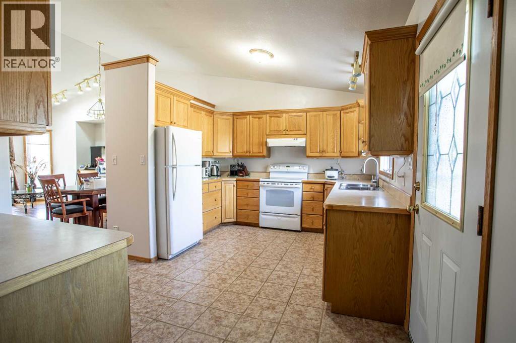 10415 106 Street - Image 9
