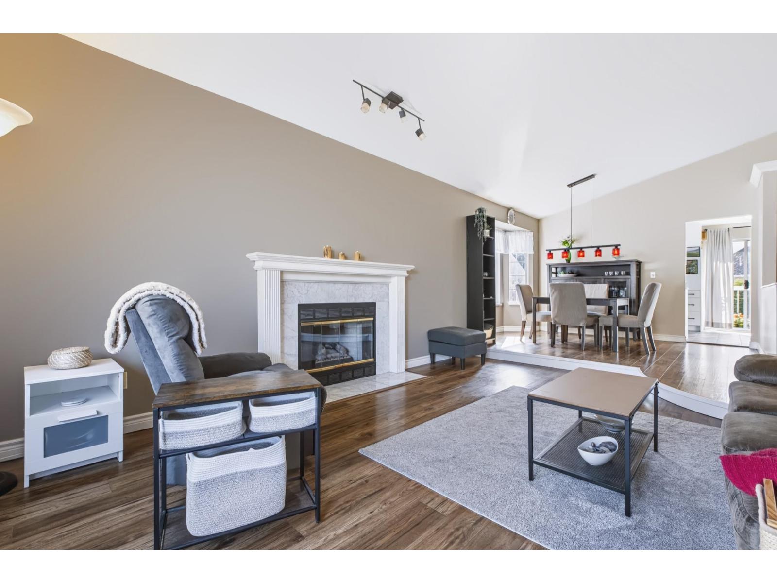 1 13925 70 AVENUE, Surrey