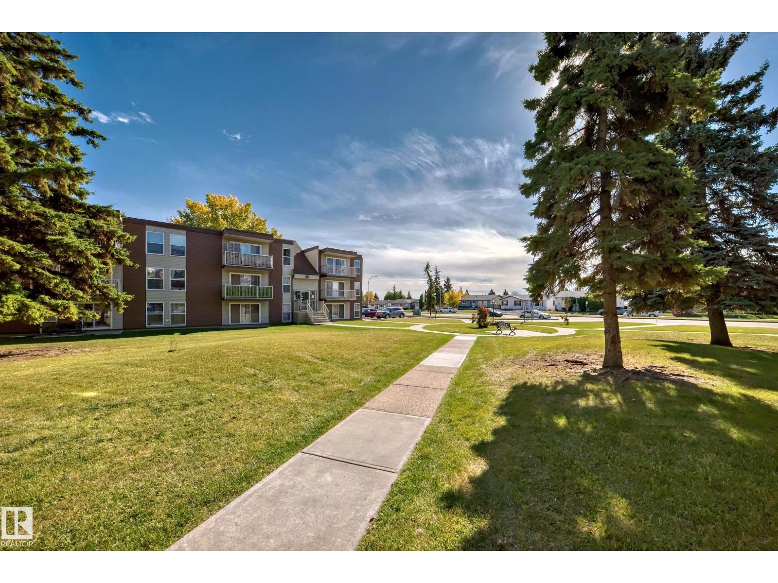 #206 7220 144 AV NW - 35