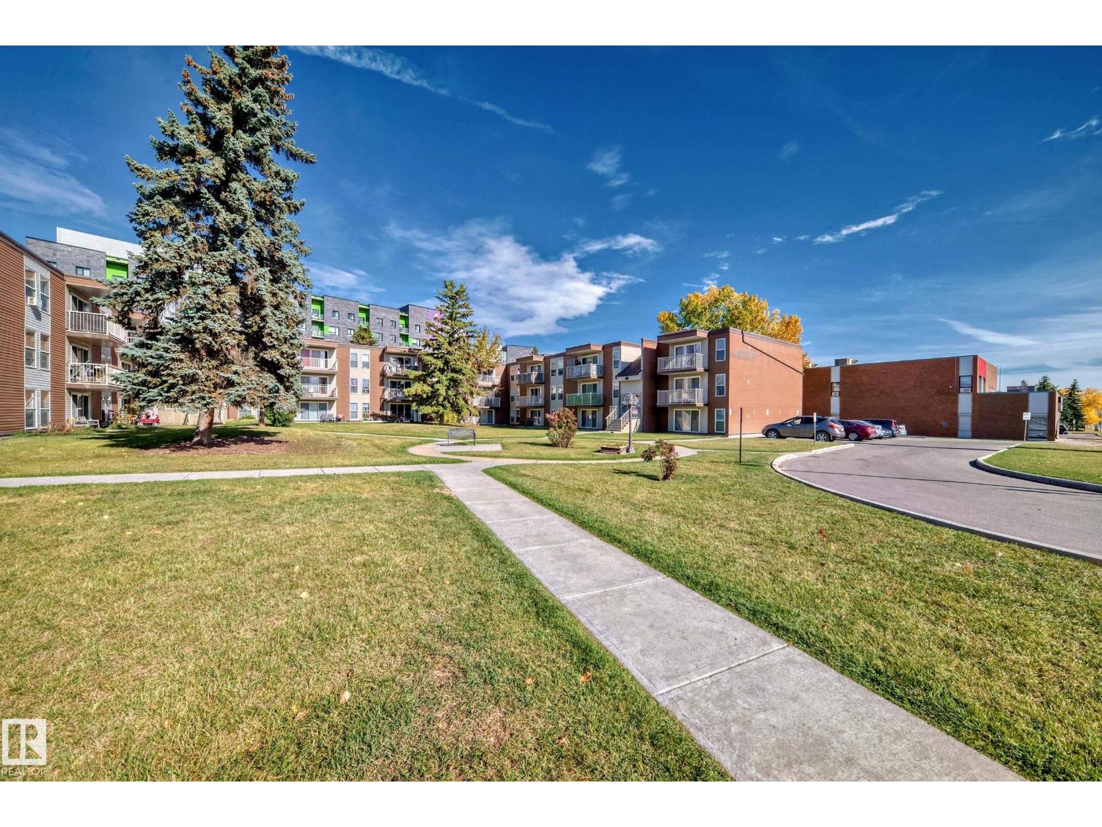 #206 7220 144 AV NW - 38