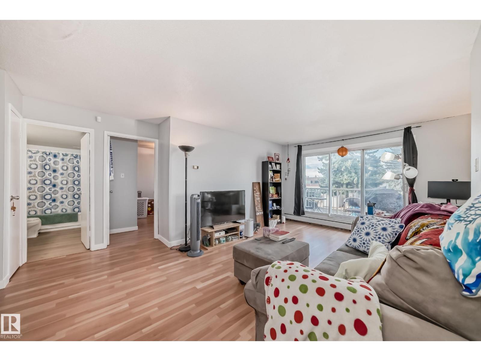 #206 7220 144 Av NW photo 5 — MLS® E4505350