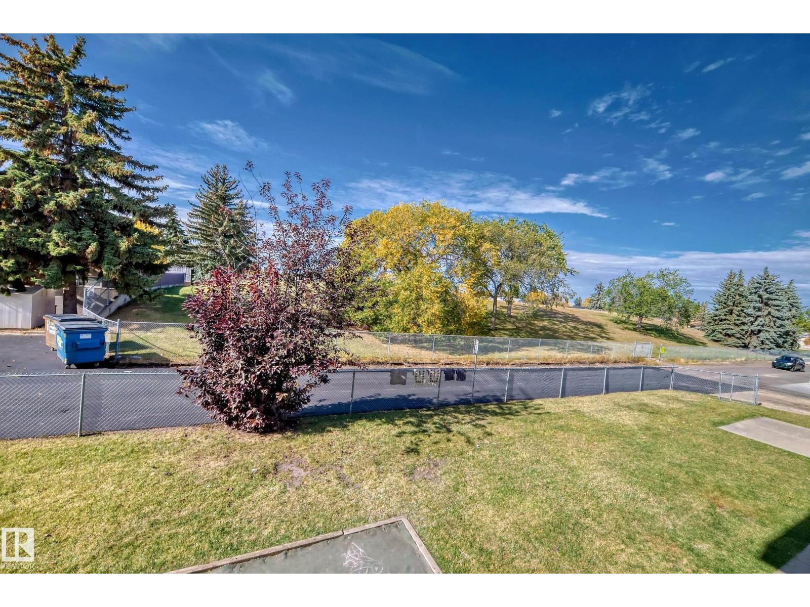 #206 7220 144 AV NW - 9