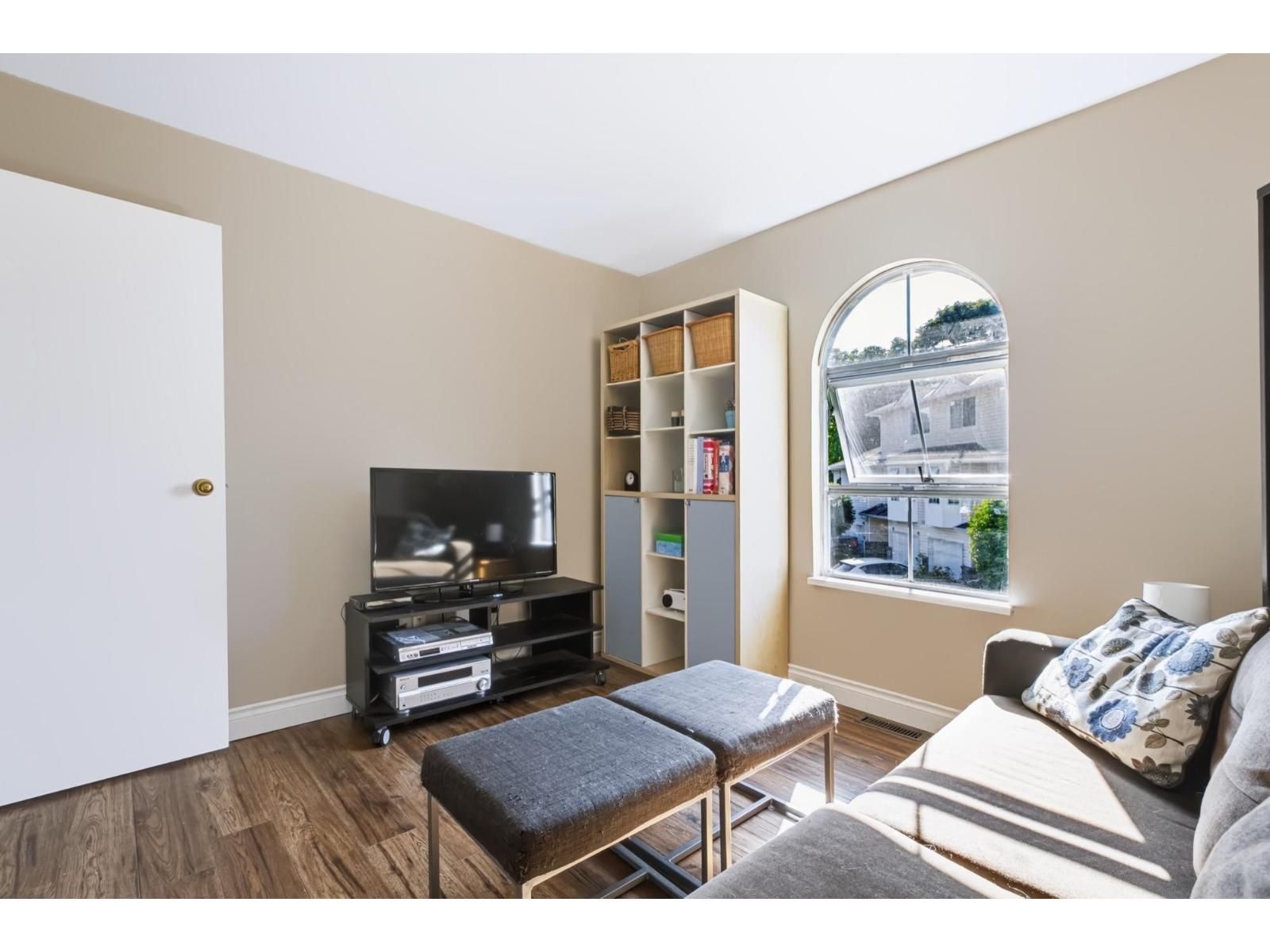 1 13925 70 AVENUE, Surrey