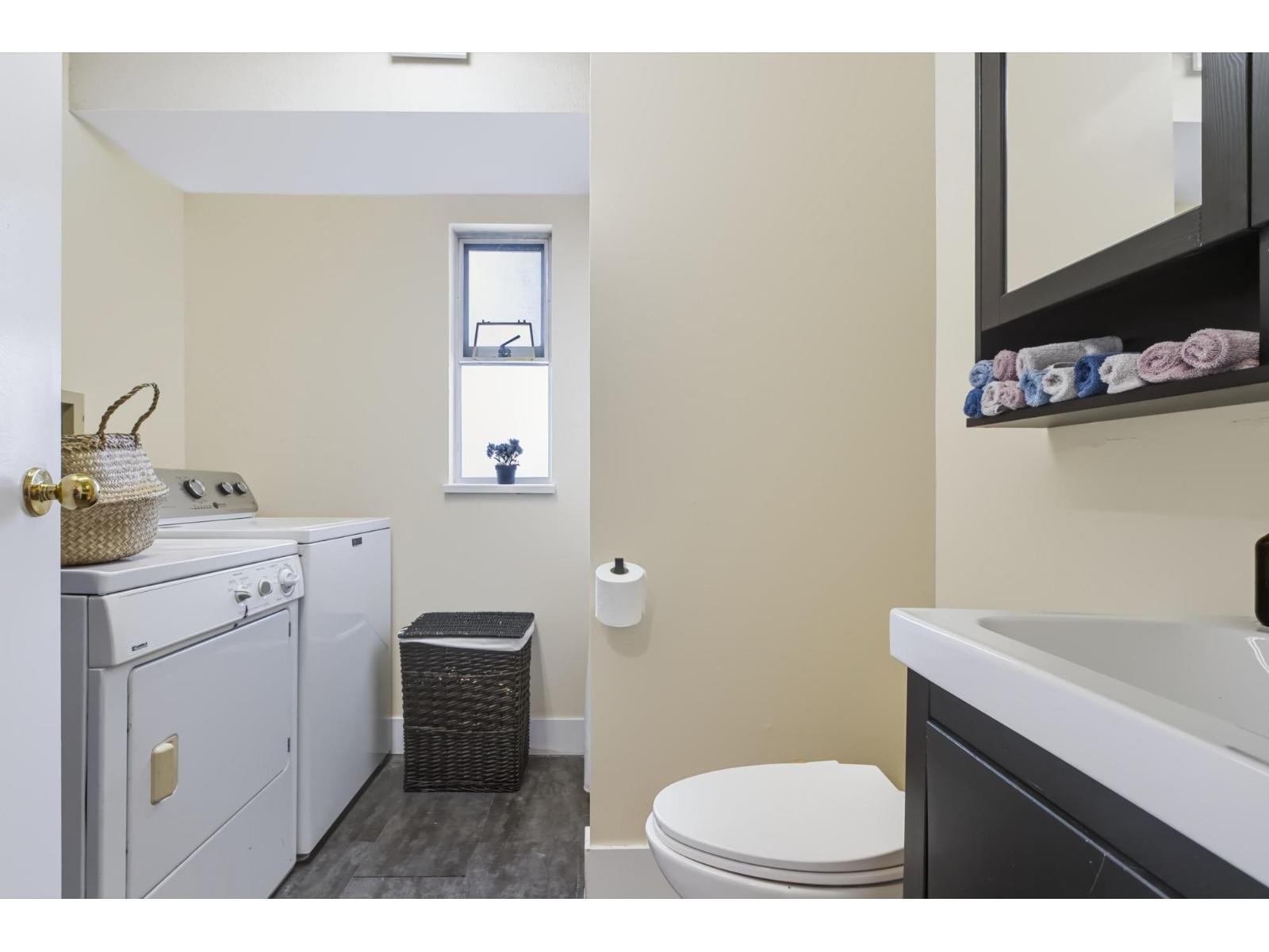 1 13925 70 AVENUE, Surrey