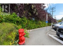 356-360 Main St, Tofino, BC V0R2Z0 Photo 12