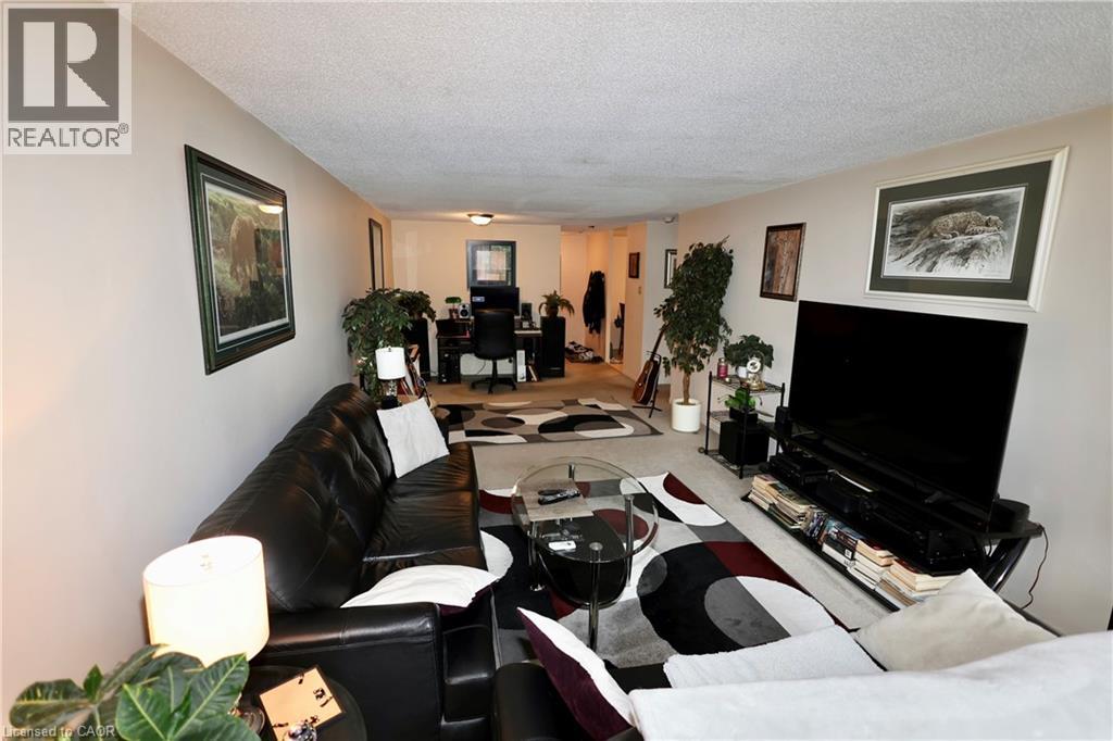#404 55 GREEN VALLEY Drive - 4